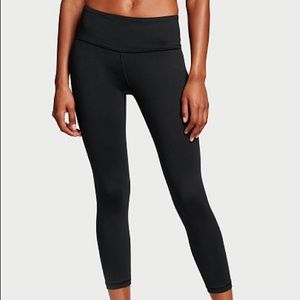 Victoria’s Secret Knockout High Rise Leggings
